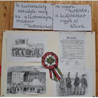 márc15